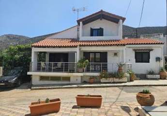 Kreta, Piskopiano: Schönes Haus mit kleinem Garten zu verkaufen