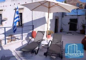 Kreta, Pompia: Traditionelles Haus in schöner Lage mit Innenhof zu verkaufen