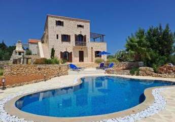 Kreta, Melidoni: Charmante möblierte Villa mit atemberaubender Aussicht zu verkaufen