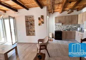 Kreta, Melambes: Schönes Steinhaus mit Bergblick zu verkaufen