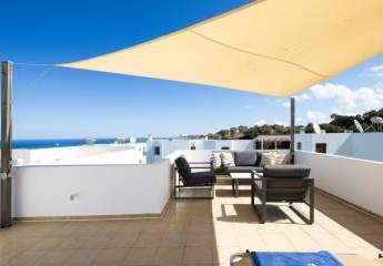 Kreta, Ag. Paraskevi: Tolle Wohnung in schöner Anlage mit Meerblick zu verkaufen