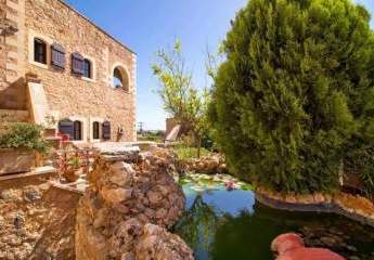 Kreta, Samonas: Steinvilla mit Meer- und Bergblick zu verkaufen