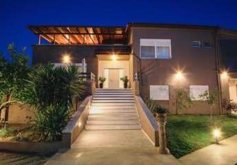 Wunderschöne Villa in Vrysses zu verkaufen