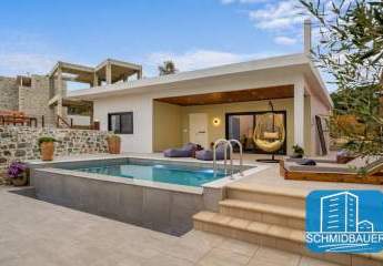 Kreta - Wunderschön präsentiertes Haus im idyllischen Dorf Kalohorafitis zu verkaufen