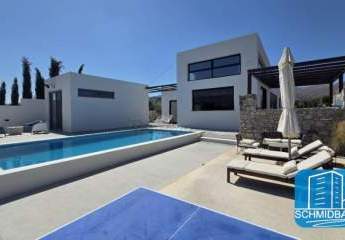 Kreta, Petrokefali: Villa mit Pool und großem Garten zu verkaufen