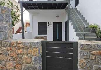 Kreta, Sisi: Erdgeschosswohnung in der Nähe des Zentrums zu verkaufen