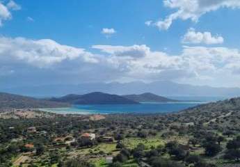 Kreta, Plaka: Baugrundstück mit Panoramablick auf Spinalonga und die Elounda-Bucht zu verkaufen