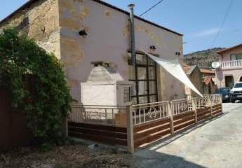 Kreta, Kalamitsi Alexandrou: Kretisches Steinhaus in friedlichem Dorf zu verkaufen