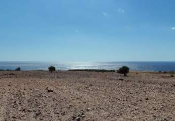 MIT VIDEO Kreta, Skaloti: Großes Baugrundstück mit Meer- und Bergblick an der Südküste