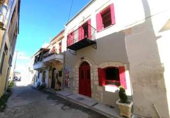 Kreta – Komplett renovierte traditionelle Maisonette-Wohnung in Vamos zu verkaufen