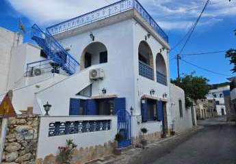 Kreta: Neu renoviertes Haus mit zwei Wohnungen in Milatos