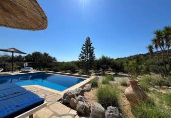MIT VIDEO! Kreta, Plaka: Villa mit Pool und Garten nahe Elounda zu verkaufen