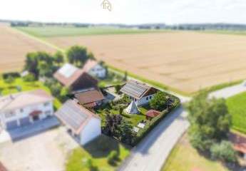 Naturnahes Einfamilienhaus mit großem Grundstück für Selbstversorger