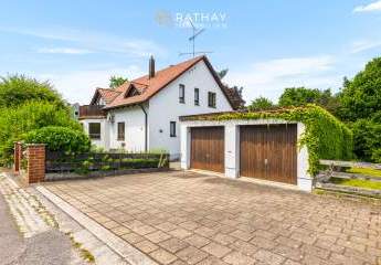 Raum für Ideen, Platz für Familie – EFH mit großem, idyllischem Garten in Burglengenfeld