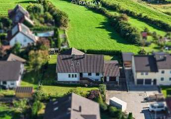 Sanierungsobjekt für Macher! - Großes Einfamilienhaus in Traumlage von Schierling
