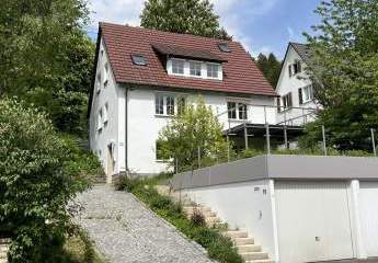 PROVISIONSFREI- Ihr Traum vom eigenen Zuhause - komplett renoviertes Einfamilienhaus in bester Lage