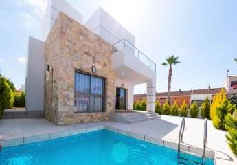 Spanien Immobilien - Los Alcazares - Moderne Villa mit 3 Schlafzimmern und Pool