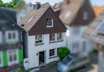 Charmantes Einfamilienhaus mit Geschichte u. Potenzial in zentraler Lage von Schwerte