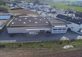 Lagerhalle / Produktionshallem / Werkstatt in südlichen Teil von Straubing zu verkaufen