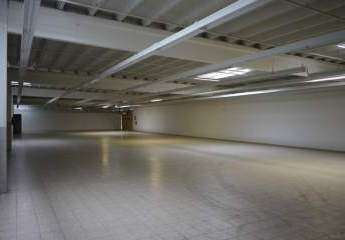 Teilvermietetes Gewerbezentrrum zu verkaufen - ehemaliges Einkaufszentrum