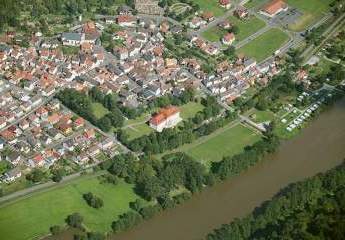 Schloß zu verkaufen - Hotel / Wohnanlage / Tagungszentrum / Firmenzentrale