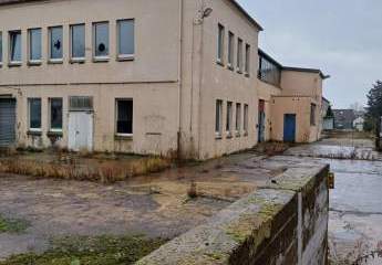 Produktionshalle / Lager- mit Verladezone zu verkaufen