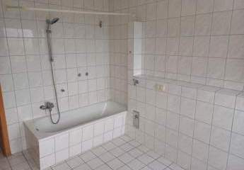 3 Zimmer Wohnung mit Balkon