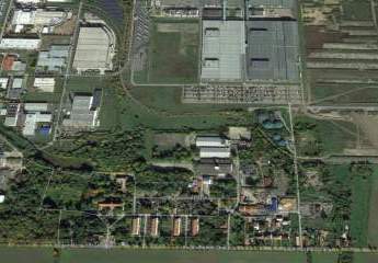 Gewerbegrundstück mit über 6.000 qm Hallenfläche zu verkaufen