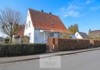 RESERVIERT > Größtenteils modernisiertes Einfamilienhaus in ruhiger Lage von Langen