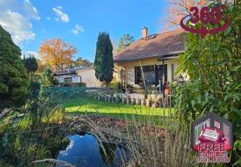 Gemütliches Haus mit kleinem Garten nahe Petzinsee & eigenem Bootsliegeplatz: RUHE. NATUR. WASSERNAH