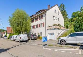 Renovierungsjuwel in Botnang: Großzügig, hell & zentral gelegen