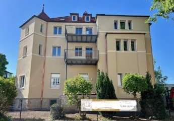 SCHÖNE 2-RAUM WOHNUNG IM 1. OG