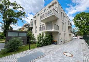 ERSTBEZUG MIT GROSSER TERRASSE