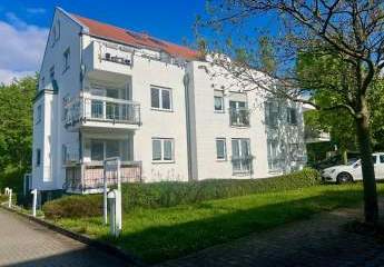 GEMÜTLICHE UND HELLE 2-RAUM-WOHNUNG IN GRÜNER LAGE