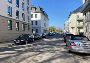 DACHGESCHOSS MIT EINBAUKÜCHE