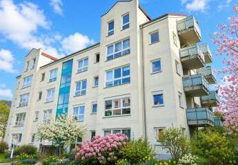 VERMIETETE 2-RAUMWOHNUNG MIT TERRASSE IN GEPFLEGTER WOHNPARKANLAGE