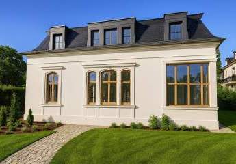 DENKMALGESCHÜTZTE VILLA AM ELBHANG
