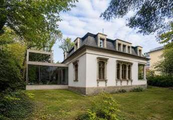 DENKMALGESCHÜTZTE VILLA AM ELBHANG