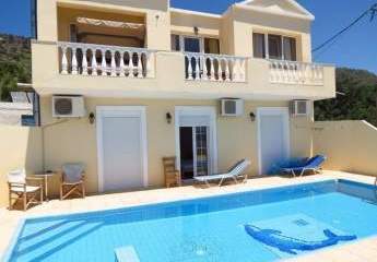 Villa mit Pool zum Verkauf in Achlia-Makrigialos-Kreta