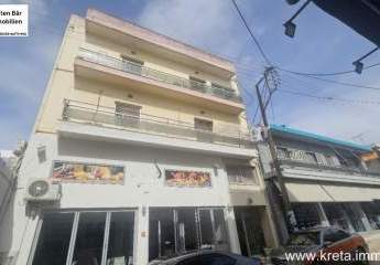 Kreta, Mires, Geschäftshaus im Stadtzentrum m. Ladenlokal u. 2 Wohnungen