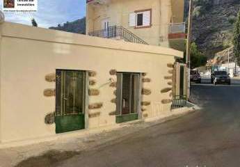 Kreta, Platanos, freistehendes renovierungsbedürftiges Wohnhaus 144m² Wfl.