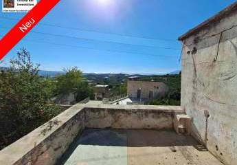 Charmantes, renovierungsbedürftiges Haus mit Meerblick in Galia, Kreta