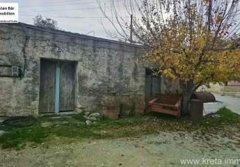 Kreta, Kamilari sanierungsbedürftiges Haus