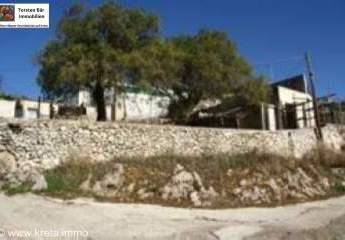 Kreta, Ziros-Makrigialosm, Dorfhaus mit 6 Zimmern zu verkaufen.