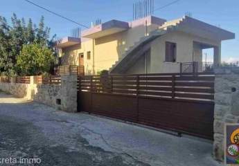 Kreta, Pitsidia, Einfamilienhaus 110m²Wfl. 2SZ, mit Studio, Strandnähe