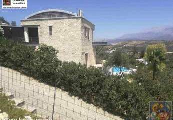Kreta, Kamilari, neu gebaute Natursteinvilla mit priv. Pool