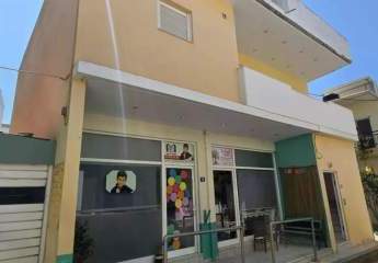 Exklusives Maisonette- und Geschäftshaus im Herzen von Moires – Arbeiten und Wohnen an einem einzigartigen Ort