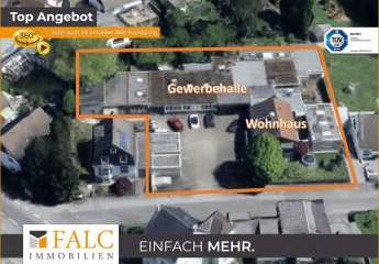 Gehobenes Wohnhaus mit angrenzender Gewerbehalle