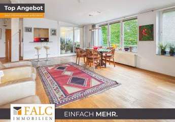 Moderne Wohnung mit großem Wohnbereich und Blick auf Lutherkirche !