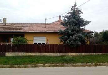 In Ungarn am Plattensee Siófok-Töreki 180 m2 Haus mit 1149 m2 Grundstück ist zu verkaufen